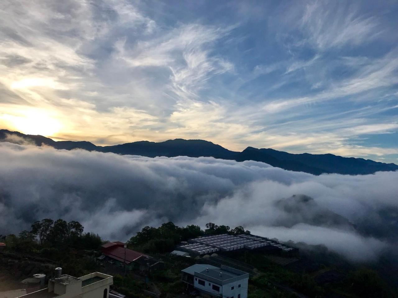 Alishan Tea Garden B&B Fenchihu Extérieur photo